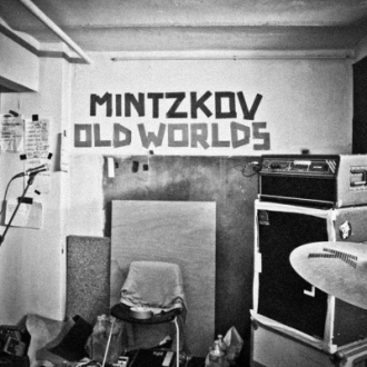 Mintzkov stelt nieuwe single 'Old Worlds' voor!  