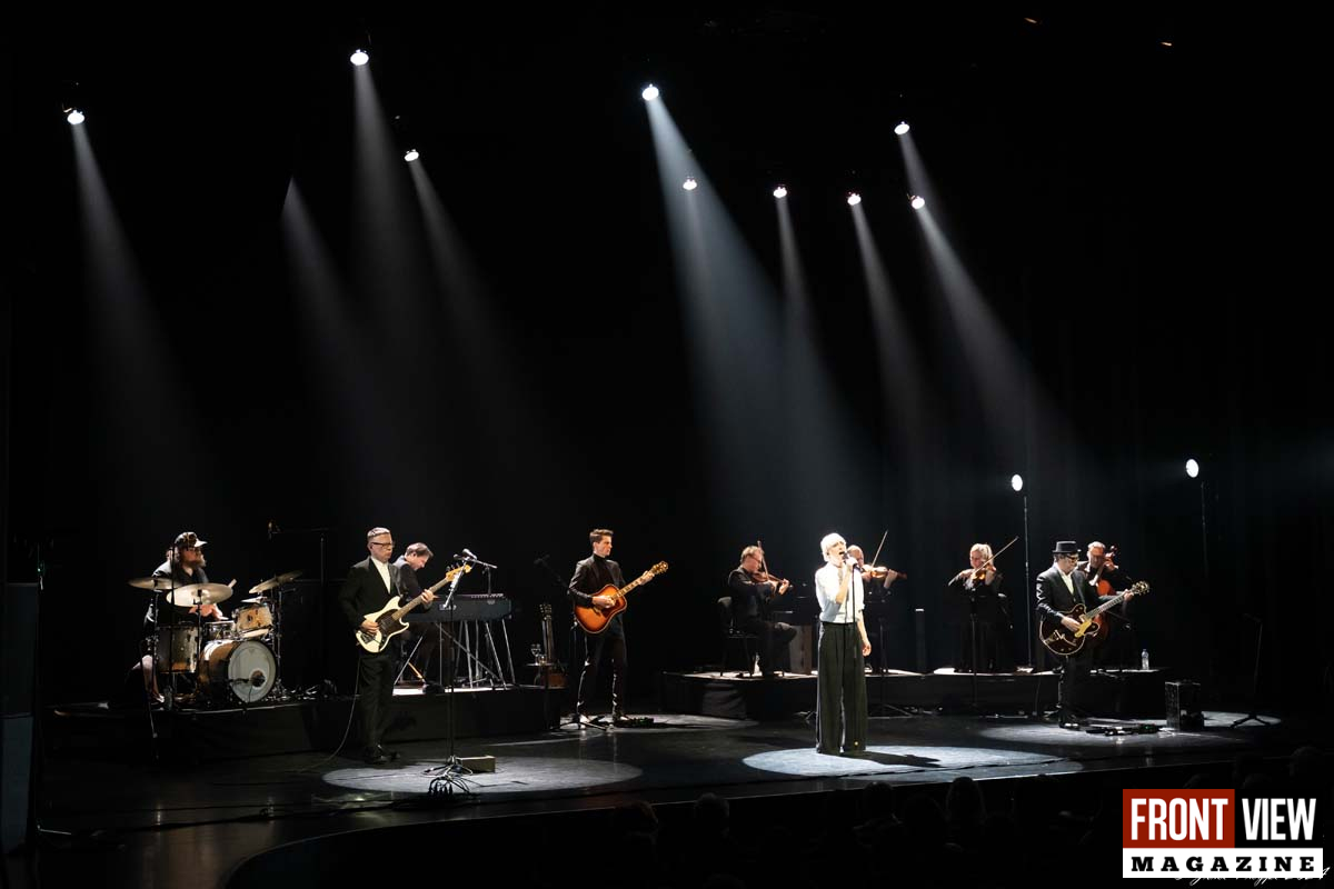 Hooverphonic: 20th Anniversary Tour - 1