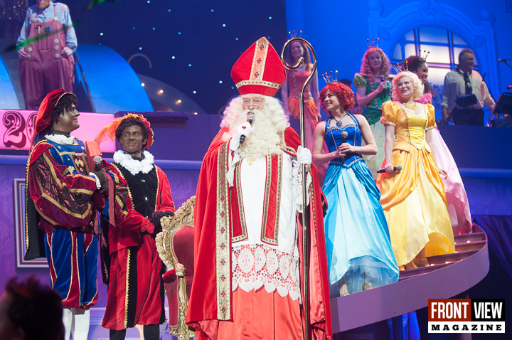De grote Sinterklaasshow 2013 - 142